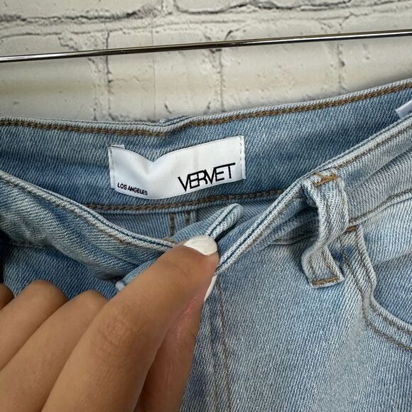 Vervet Stylish Light Blue Denim Women's Shorts Large - Picture 6 of 9